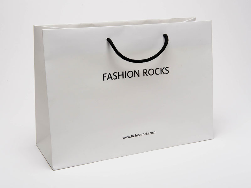 Mẫu in túi giấy lấy liền thương hiệu Fashion Rocks